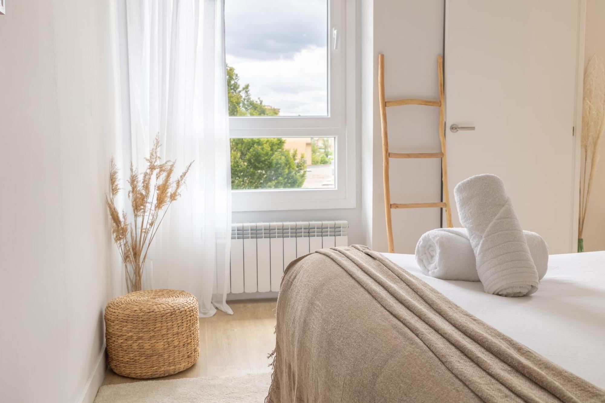 Ferienwohnung Tuapartamento El Mirador De Benjamin Pamplona Exterior foto