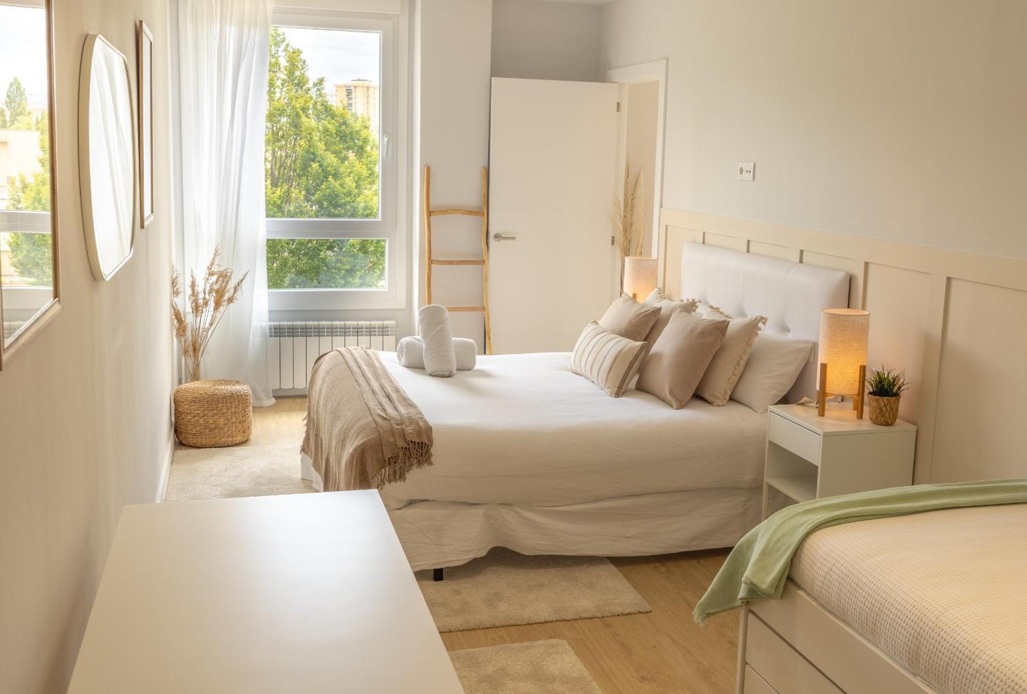 Ferienwohnung Tuapartamento El Mirador De Benjamin Pamplona Exterior foto