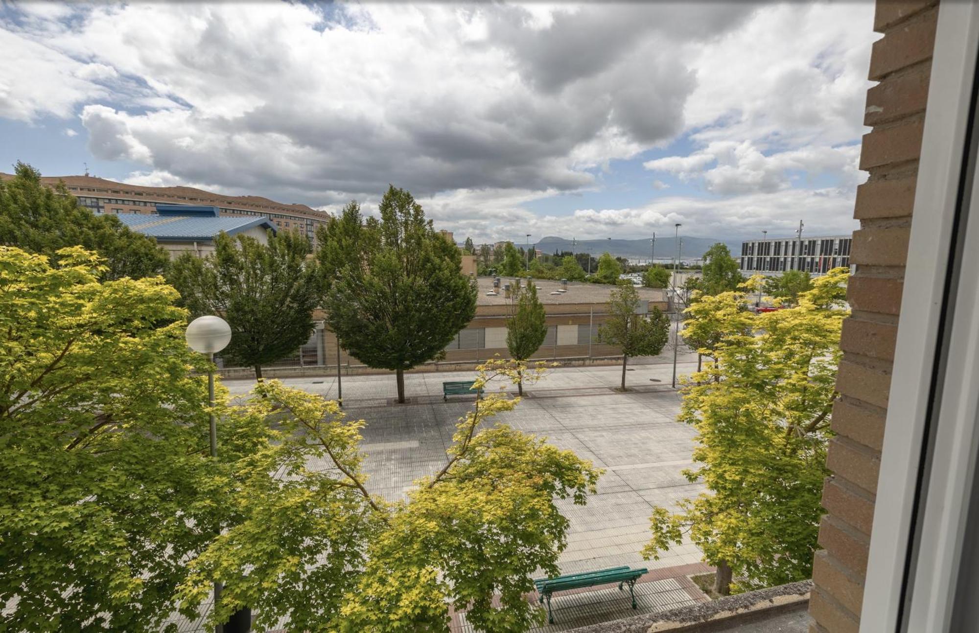 Ferienwohnung Tuapartamento El Mirador De Benjamin Pamplona Exterior foto
